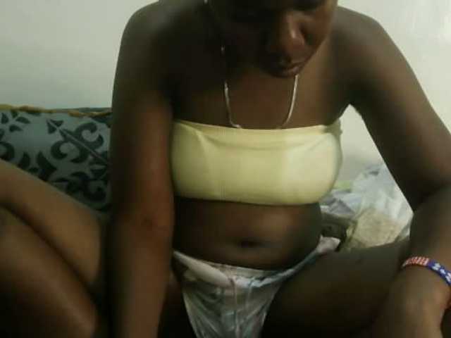 Blackdoll1 live cam on BongaCams