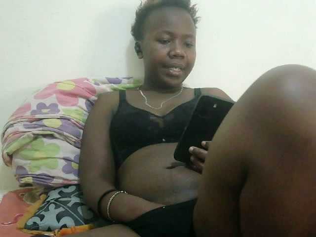 Blackdoll1 live cam on BongaCams