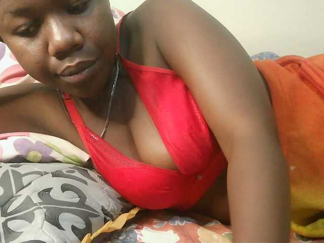 Blackdoll1 live cam on BongaCams
