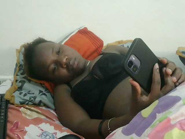 Blackdoll1 live cam on BongaCams