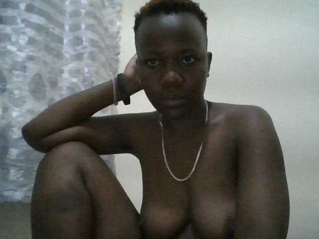 Blackdoll1 live cam on BongaCams
