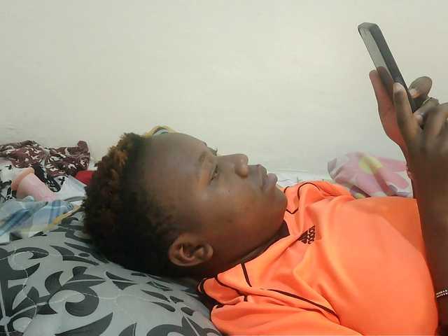 Blackdoll1 live cam on BongaCams