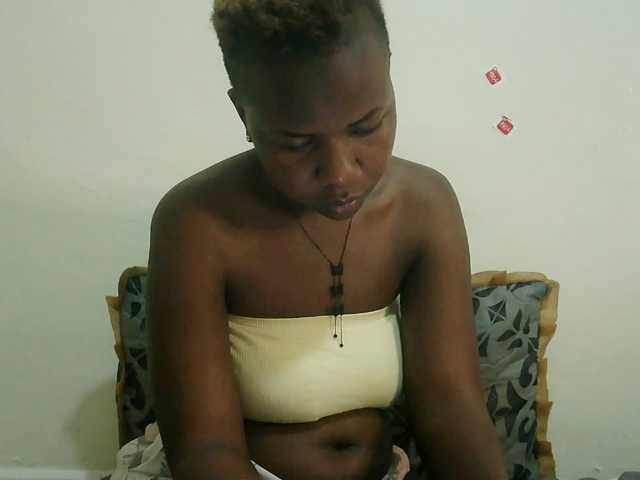 Blackdoll1 live cam on BongaCams