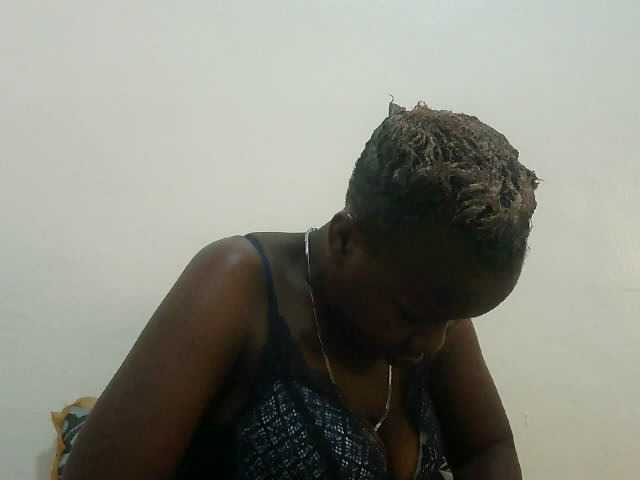 Blackdoll1 live cam on BongaCams
