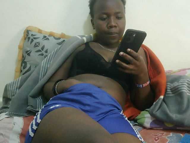 Blackdoll1 live cam on BongaCams