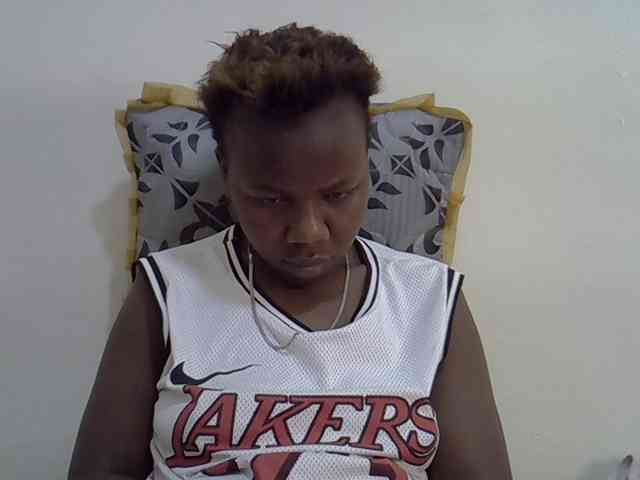 Blackdoll1 webcam