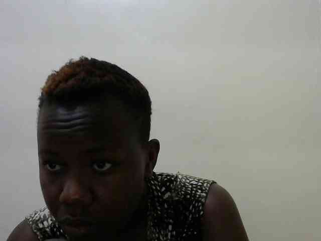 Blackdoll1 webcam