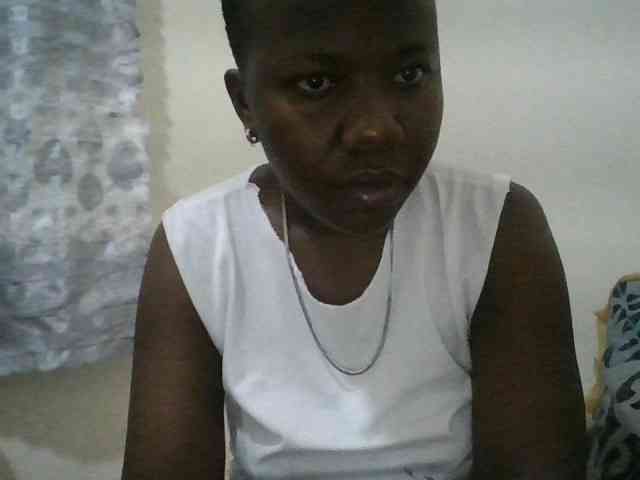 Blackdoll1 webcam
