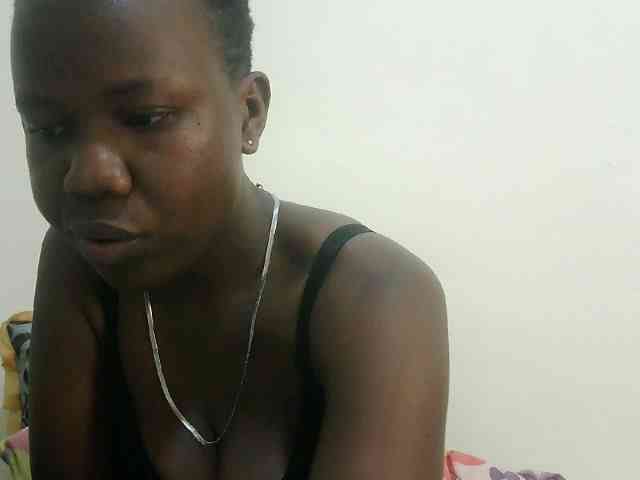 Blackdoll1 webcam