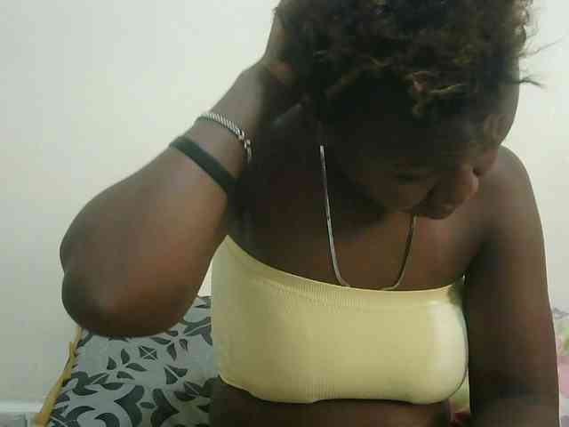 Blackdoll1 webcam