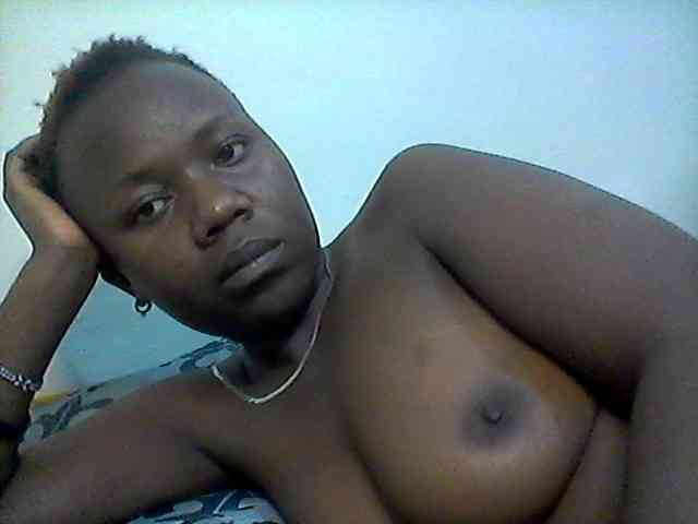 Blackdoll1 webcam