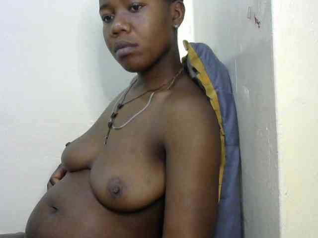 Blackdoll1 webcam