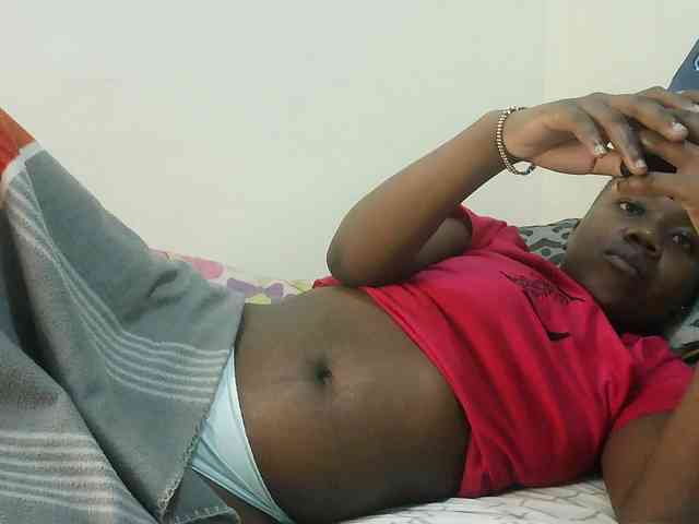 Blackdoll1 webcam