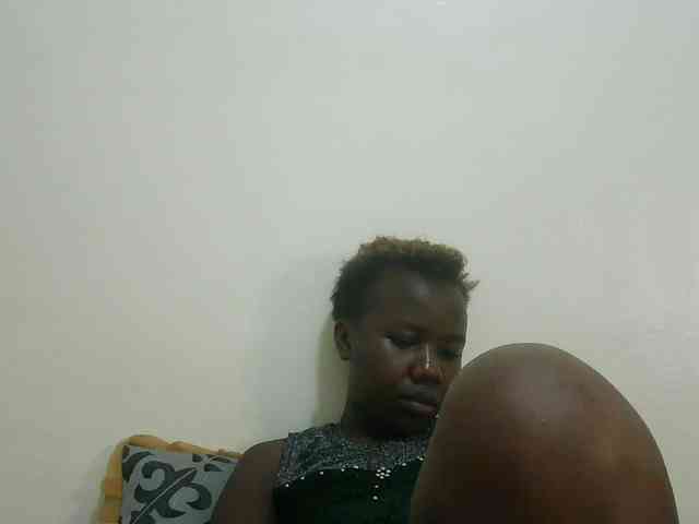 Blackdoll1 webcam