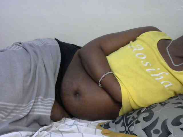Blackdoll1 webcam