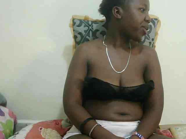 Blackdoll1 Live Webcam on BongaCams
