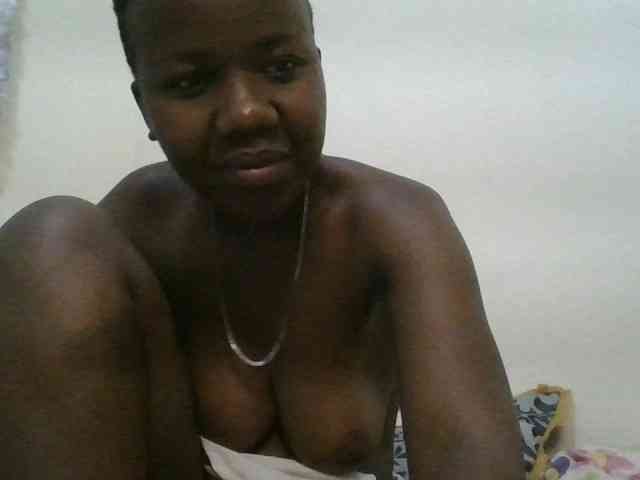 Blackdoll1 webcam