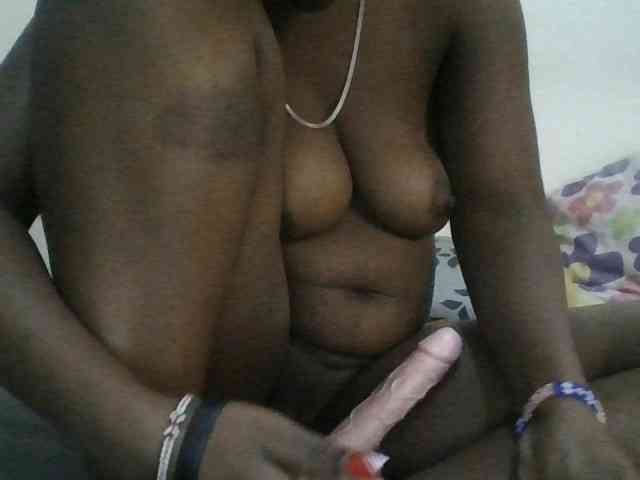 Blackdoll1 webcam