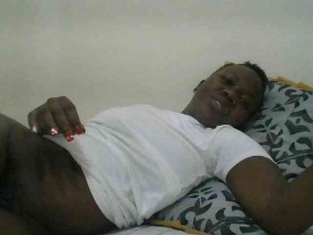 Blackdoll1 webcam
