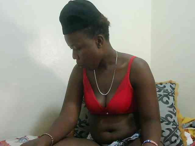 Blackdoll1 webcam