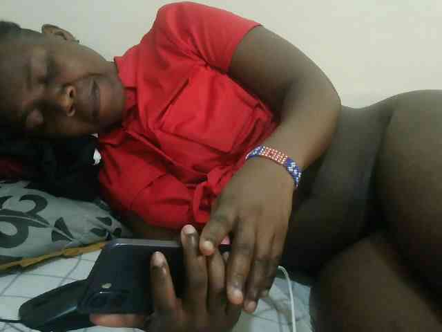 Blackdoll1 webcam