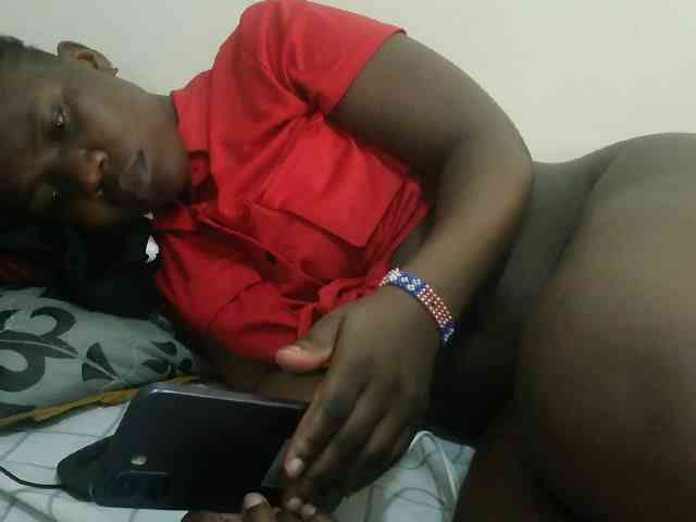 Blackdoll1 webcam