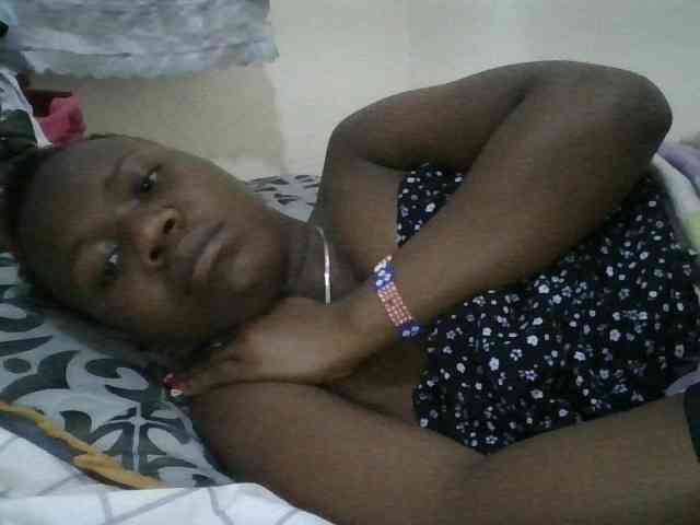 Blackdoll1 webcam