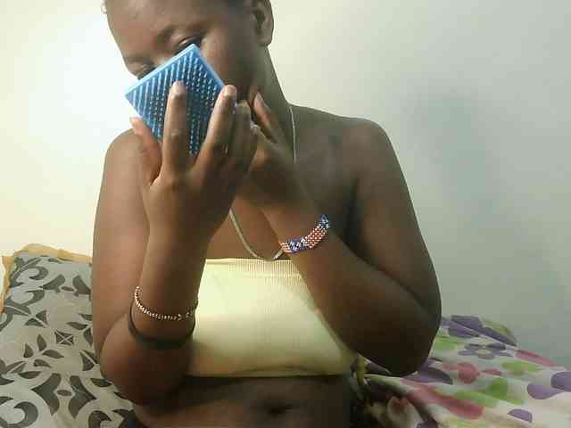 Blackdoll1 webcam
