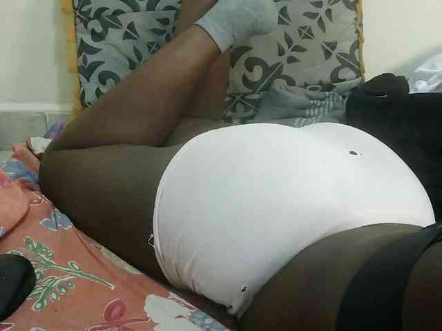 Blackdoll1 webcam
