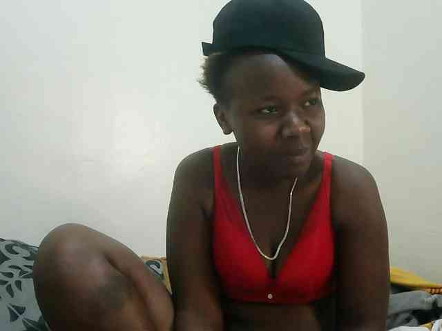 Blackdoll1 webcam
