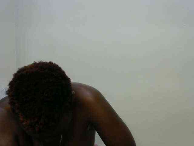 Blackdoll1 webcam