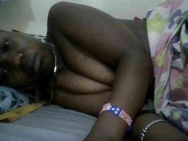 Blackdoll1 webcam
