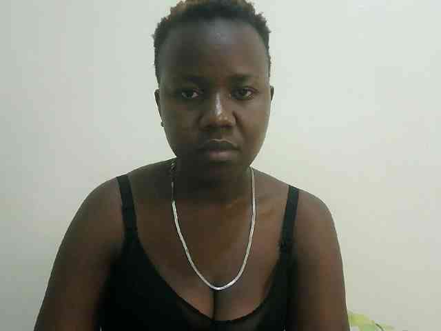 Blackdoll1 webcam
