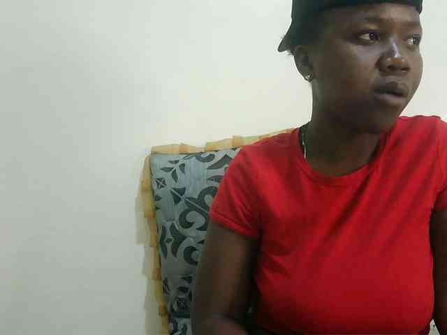 Blackdoll1 webcam