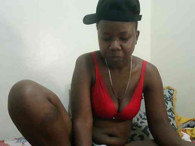 Blackdoll1 webcam