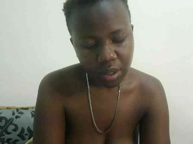 Blackdoll1 webcam
