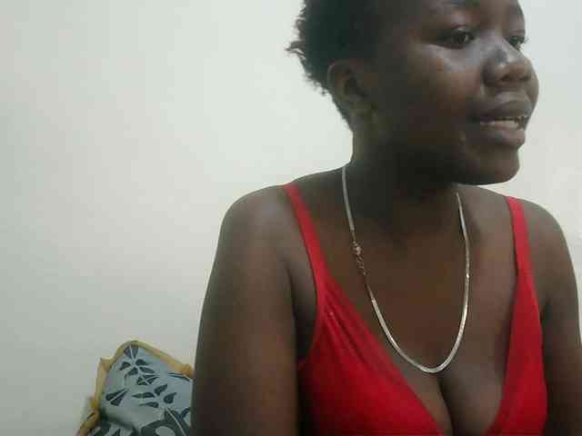 Blackdoll1 webcam
