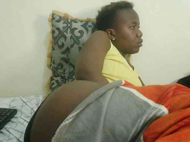 Blackdoll1 webcam