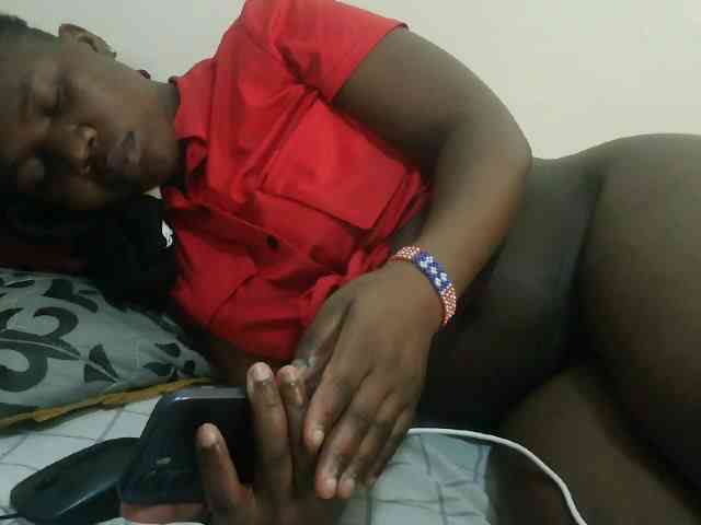 Blackdoll1 webcam