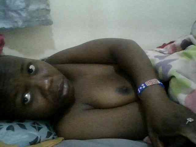 Blackdoll1 webcam