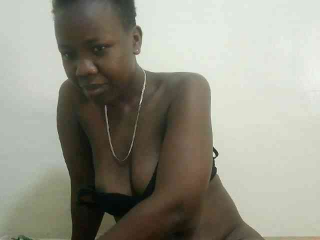 Blackdoll1 Live Webcam on BongaCams