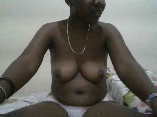 Blackdoll1 webcam