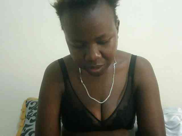Blackdoll1 webcam
