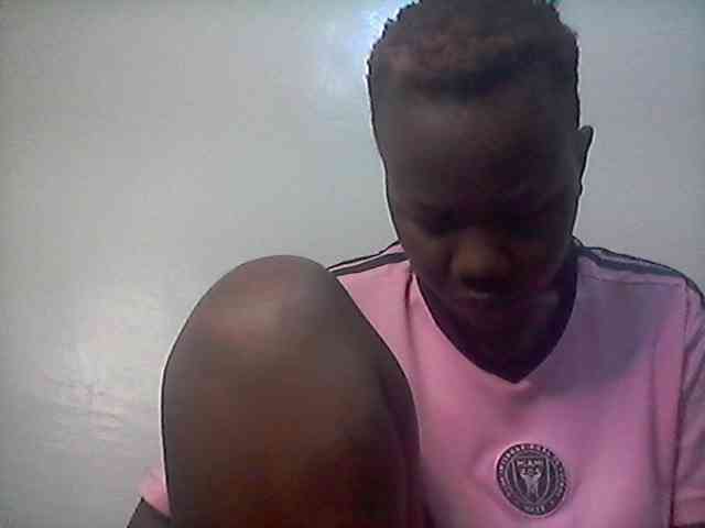 Blackdoll1 webcam