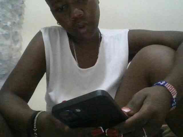 Blackdoll1 webcam