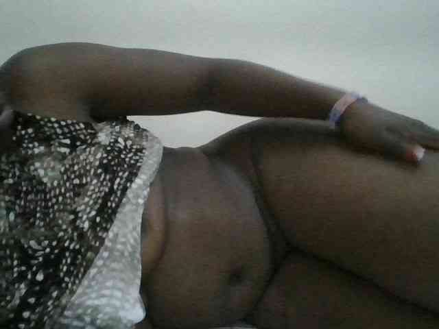 Blackdoll1 webcam