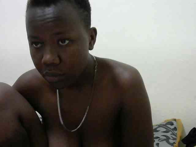 Blackdoll1 webcam