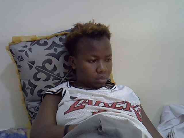 Blackdoll1 webcam