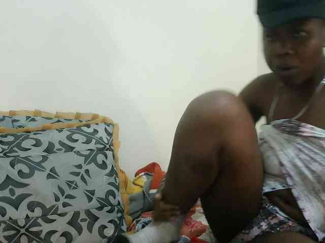 Blackdoll1 webcam