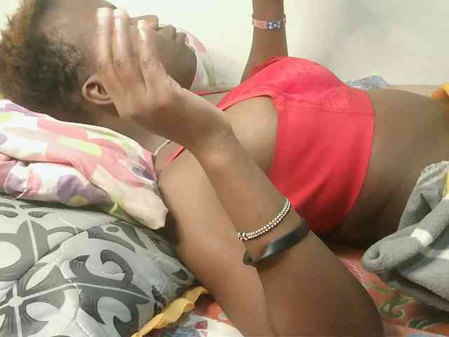 Blackdoll1 webcam